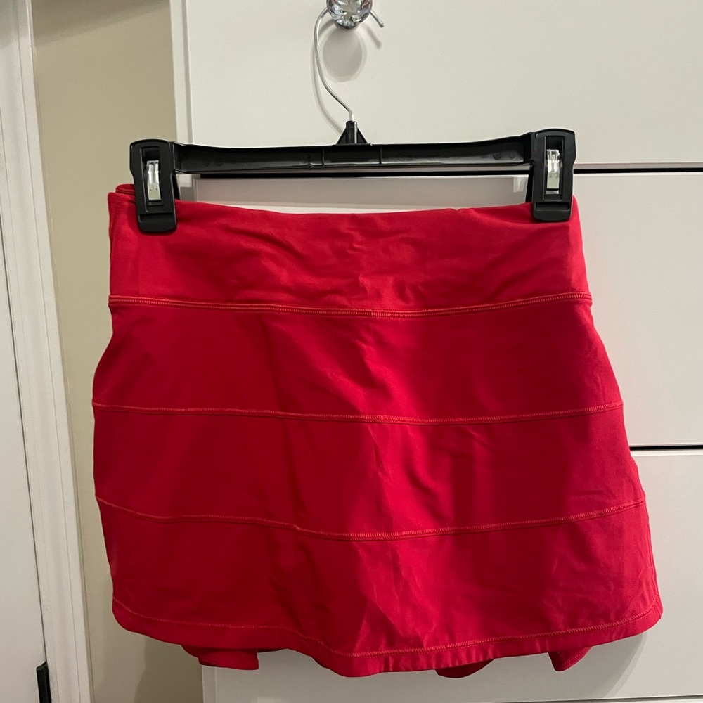 LuluLemon Pace Revival MR Skirt *NEW WITH TAGS*
